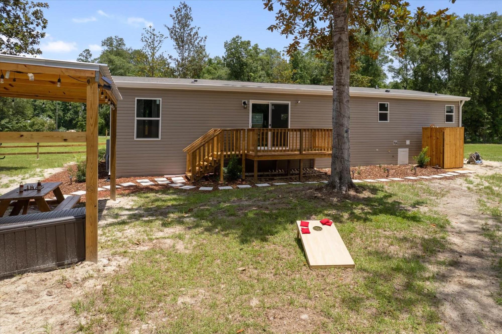 Holiday home Ichetucknee Springs 2 Mi - Fire Pit Pavilion & Grill